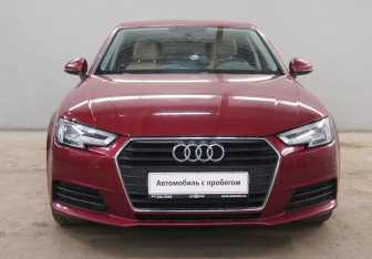 Подержанный автомобиль Audi A4 Sedan 2019 года (2 фото)