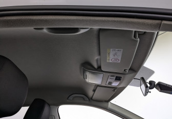 Подержанный автомобиль Skoda Rapid Liftback 2017 года (23 фото)