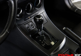 Подержанный автомобиль Mazda 3 Hatchback 2012 года (12 фото)