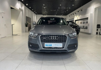 Подержанный автомобиль Audi Q3 2012 года (2 фото)