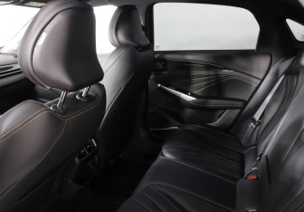 Подержанный автомобиль Geely Preface 2024 года (12 фото)