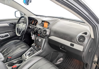 Подержанный автомобиль Opel Antara 2015 года (11 фото)