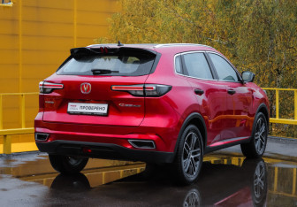 Подержанный автомобиль Changan CS55PLUS 2023 года (4 фото)