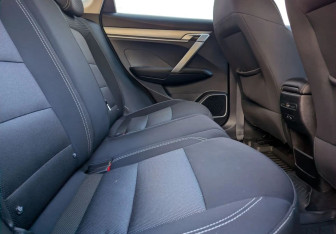 Подержанный автомобиль Geely Coolray 2022 года (11 фото)