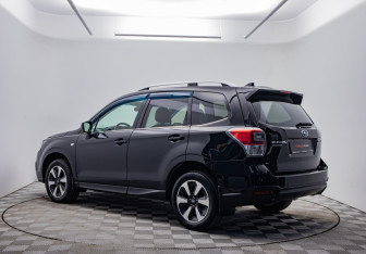 Подержанный автомобиль Subaru Forester Suv 2016 года (7 фото)