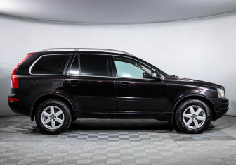 Подержанный автомобиль Volvo XC90 2012 года (4 фото)