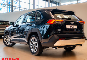 Новый Toyota RAV4 2026 (4 фото)