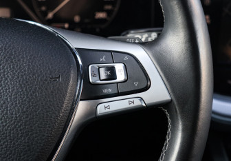 Подержанный автомобиль Volkswagen Touareg 2019 года (29 фото)