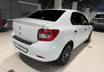 Подержанный автомобиль Renault Logan Sedan 2019 года (3 фото)