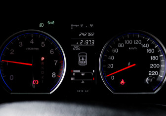 Подержанный автомобиль Honda CR-V 2008 года (11 фото)