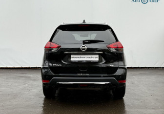 Подержанный автомобиль Nissan X-Trail 2019 года (6 фото)