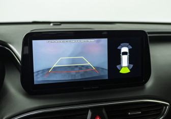 Подержанный автомобиль Hyundai Santa Fe 2021 года (15 фото)