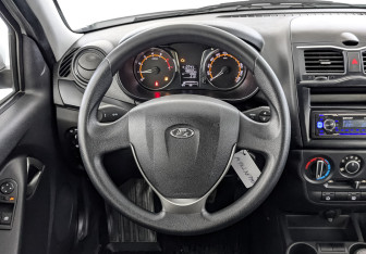 Подержанный автомобиль LADA (ВАЗ) Granta Sedan 2023 года (22 фото)