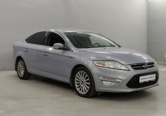 Подержанный автомобиль Ford Mondeo Sedan 2012 года (3 фото)