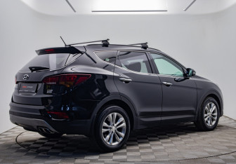 Подержанный автомобиль Hyundai Santa Fe 2016 года (5 фото)