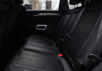 Подержанный автомобиль Opel Antara 2014 года (10 фото)