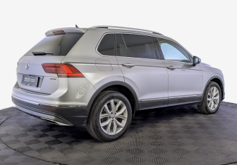 Подержанный автомобиль Volkswagen Tiguan 2019 года (5 фото)
