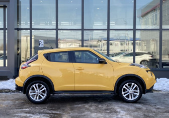 Подержанный автомобиль Nissan Juke 2017 года (4 фото)