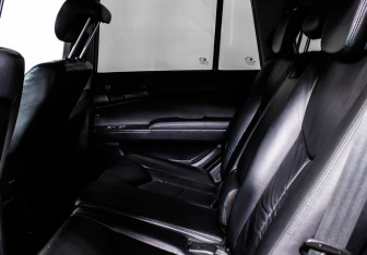 Подержанный автомобиль SsangYong Kyron 2012 года (13 фото)