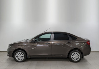 Подержанный автомобиль LADA (ВАЗ) Vesta Sedan 2021 года (8 фото)