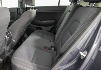 Подержанный автомобиль Kia Sportage 2018 года (11 фото)