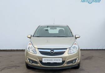 Подержанный автомобиль Opel Corsa 2009 года (2 фото)