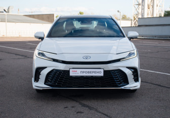 Новый Toyota Camry Sedan 2024 (2 фото)