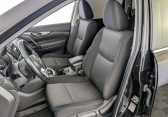 Подержанный автомобиль Nissan X-Trail 2019 года (20 фото)