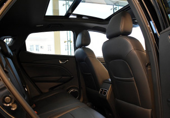 Новый Evolute i-JOY 2025 (9 фото)