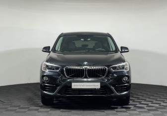 Подержанный автомобиль BMW X1 2017 года (3 фото)