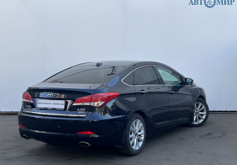 Подержанный автомобиль Hyundai i40 Sedan 2012 года (5 фото)