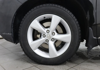 Подержанный автомобиль Lexus RX 2012 года (9 фото)