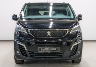 Подержанный автомобиль Peugeot Traveller 2018 года (2 фото)