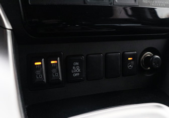 Подержанный автомобиль Mitsubishi Pajero Sport 2018 года (17 фото)