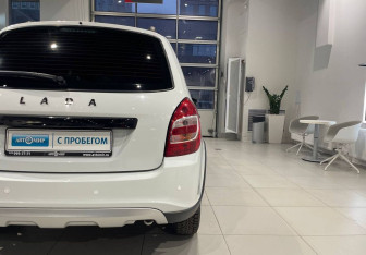 Подержанный автомобиль LADA (ВАЗ) Granta Wagon 2023 года (9 фото)