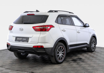Подержанный автомобиль Hyundai Creta 2018 года (5 фото)