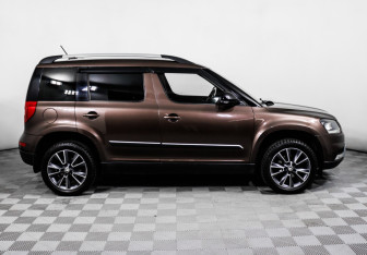 Подержанный автомобиль Skoda Yeti 2017 года (4 фото)