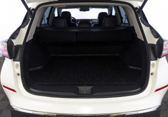 Подержанный автомобиль Nissan Murano Suv 2022 года (10 фото)