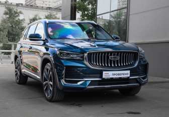 Подержанный автомобиль Geely Monjaro 2023 года (3 фото)