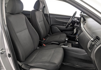 Подержанный автомобиль Kia Rio Hatchback 2021 года (22 фото)