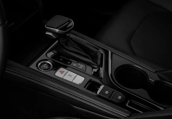 Подержанный автомобиль JAC J7 2021 года (14 фото)