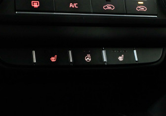 Подержанный автомобиль Kia Ceed Wagon 2020 года (16 фото)