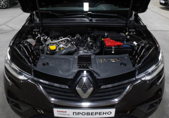Подержанный автомобиль Renault Arkana 2020 года (9 фото)