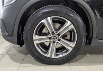 Подержанный автомобиль Mercedes-Benz GLC Coupe 2021 года (12 фото)