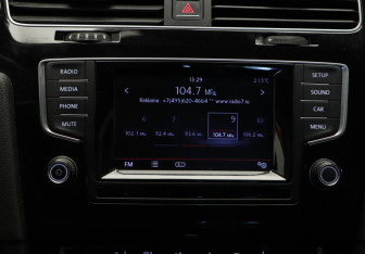 Подержанный автомобиль Volkswagen Golf Hatchback 2015 года (18 фото)