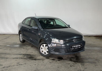 Подержанный автомобиль Volkswagen Polo Sedan 2014 года (3 фото)