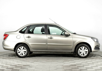 Подержанный автомобиль LADA (ВАЗ) Granta Sedan 2020 года (4 фото)