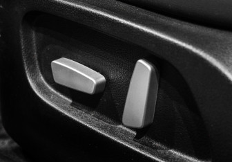 Подержанный автомобиль Kaiyi E5 2023 года (12 фото)