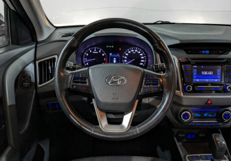 Подержанный автомобиль Hyundai Creta 2019 года (22 фото)