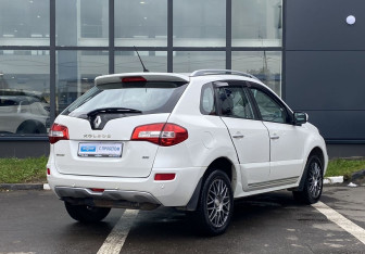 Подержанный автомобиль Renault Koleos 2014 года (5 фото)